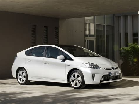 2011 Toyota Prius Specs, Performance & Photos - autoevolution