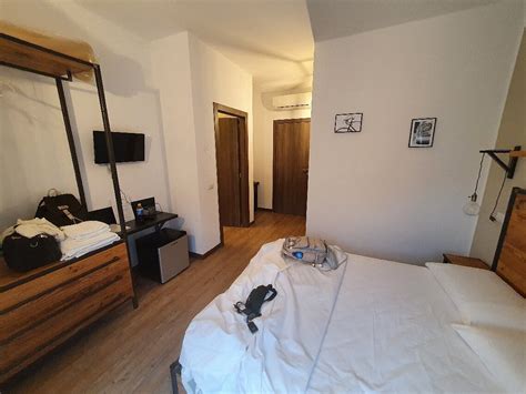 OFFICINA ROOMS (Como, Lake Como, Italy) - Inn Reviews, Photos, Rate ...