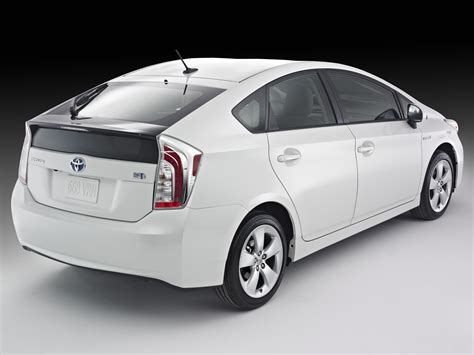 2011 Toyota Prius Specs, Performance & Photos - autoevolution