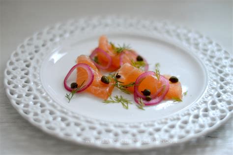 How to make Salt Cured Salmon - Gravlax | Five Senses Palate