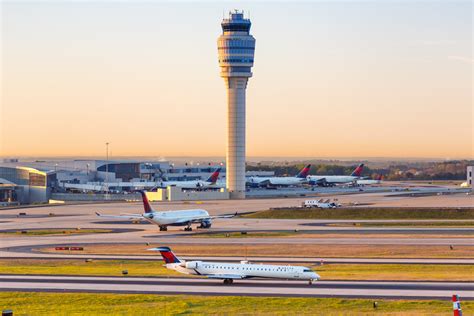 Hartsfield-Jackson Atlanta International: How To Get To The World's ...