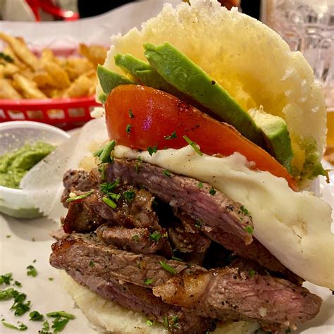 BOLIVAR & LINCOLN VENEZUELAN CAFE, Chicago - Restaurant Reviews, Photos ...