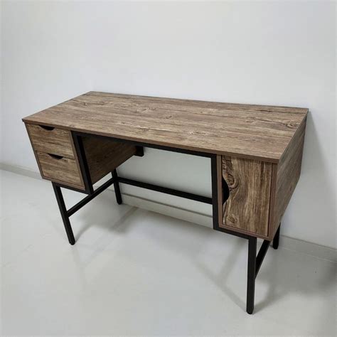 Writing Computer Table 的图像结果