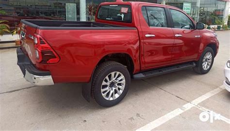 Toyota Hilux 2.8 High 4X4 AT, 2024, Diesel - Cars - 1796845294
