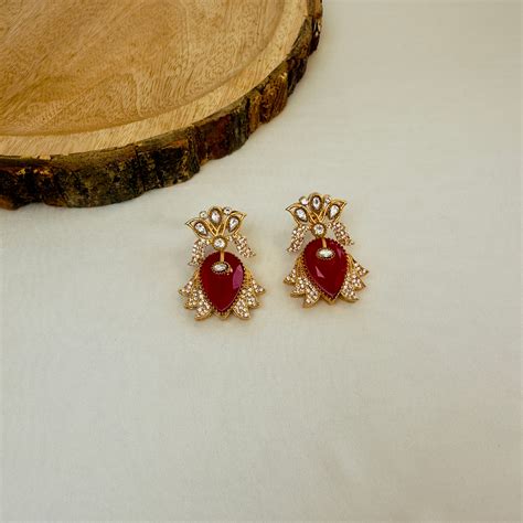 Doublet Stud Pattern Earrings – Stridhan