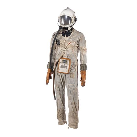 Alien Movie Space Suit 的图像结果