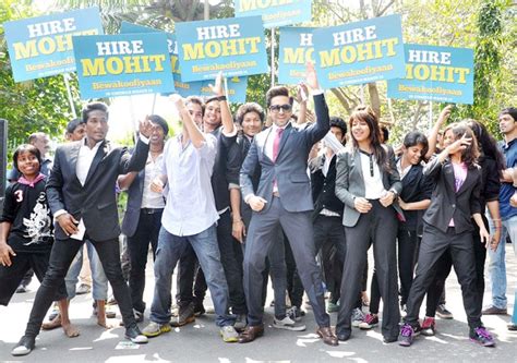 Ayushmann Khurrana goes job hunting! - India Today