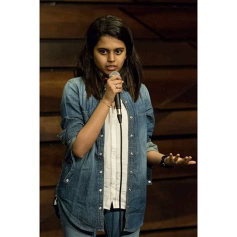 10 Best Indian Female Stand Up Comedians You Should Follow