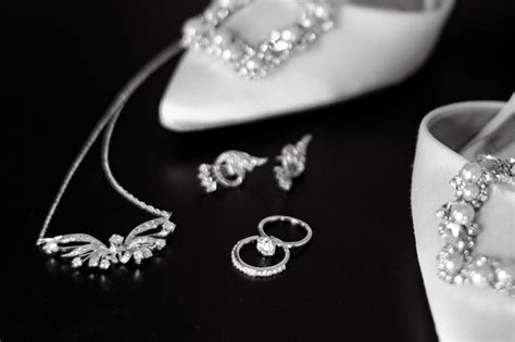 Wedding Day Jewelry Checklist - Blog - MILK Books