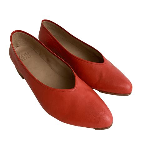 Red Shoes 的图像结果