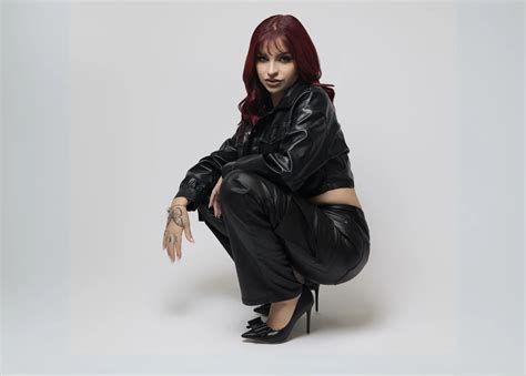 Marian Corrales, la creativa digital a la que todo el mundo quiere parecerse | CG Latin Magazine