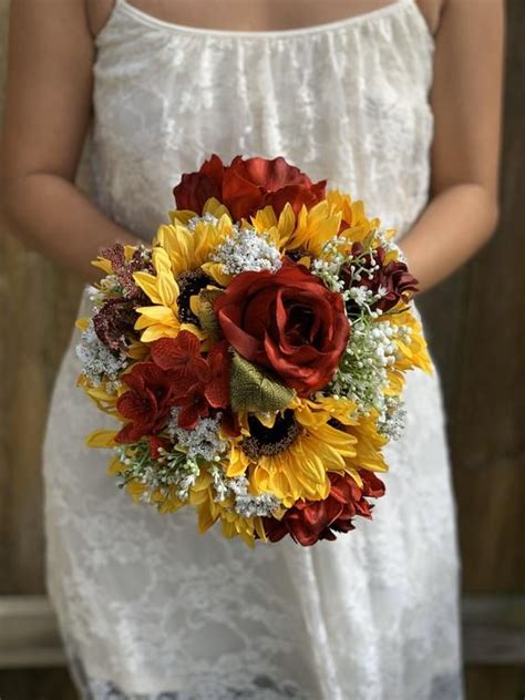 fall wedding burgundy