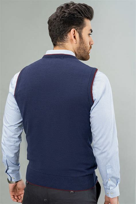 Business-Casual Sweater 的图像结果