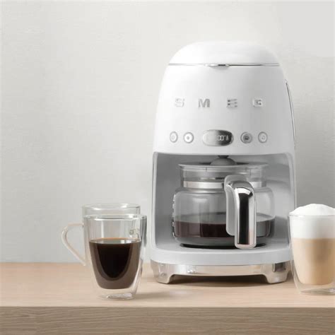 White Coffee Makers: A Stylish Addition to Your Kitchen Décor