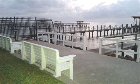 SEASIDE INN (Kemah) - B&B Reviews & Photos - Tripadvisor