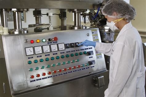 Manufacturing Food Products 的图像结果