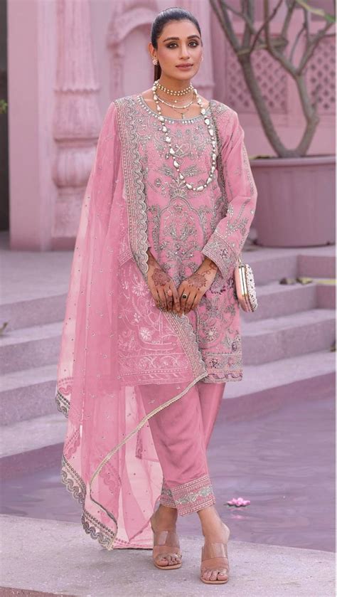 Shree R 1117 Pakistani Readymade Designer Suits Collection