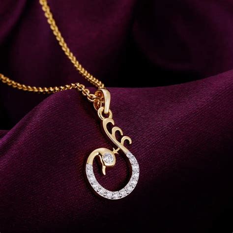 Modern Gold Necklace Designs for Working Women – GIVA