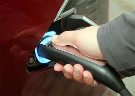 Koliko su električni automobili zaista ekološki: Otkrivene veće emisije ...