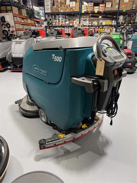 Tennant T500 32" Walk-Behind Scrubber Refurbished - ChemSource Direct