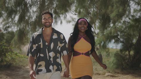 Whitney and Lochan enjoy their first date in Love Island teaser: ‘It’s giving romance’ | Goss.ie