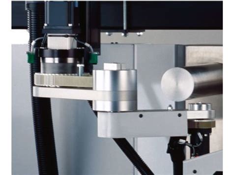 Robot latéral | CNC - W8XH | Contact WITTMANN BATTENFELD France