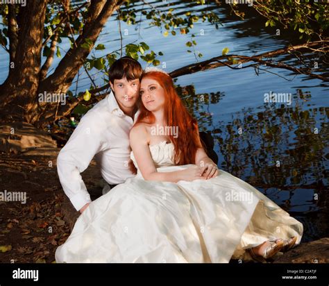 Jewish Bride and Groom 的图像结果