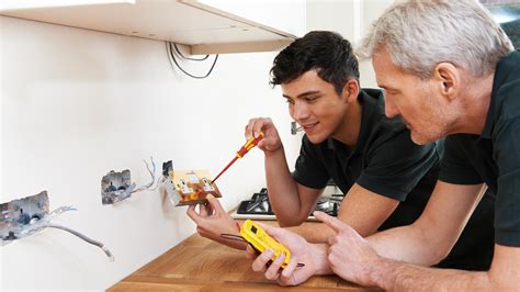 Become an Electrician Apprentice in 6 Easy Steps - BUILD Magazine