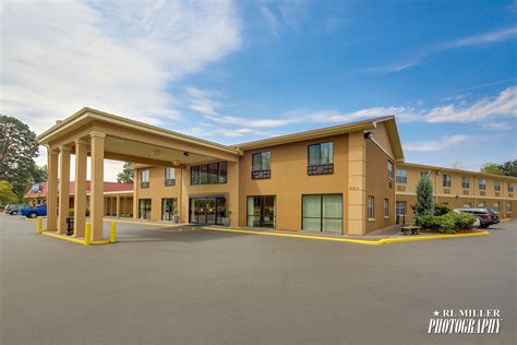 Red Lion Portland Airport - RL Miller Photography LLC