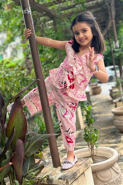 Buy Girls Clothes Online (1-6 Yr) | Stylish Coord Sets & Dresses ...