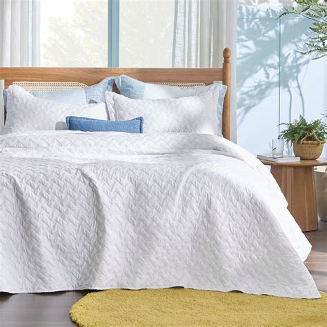 Bedsure King Size Quilt Set - Lightweight Summer Quilt King - White ...