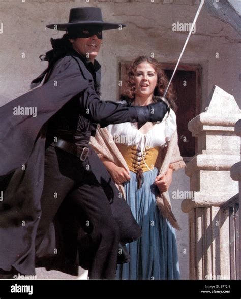 Zorro Jahr: 1975 - Italien Alain Delon, Ottavia Piccolo Regie: Duccio ...