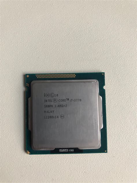 i7-3770 i Intel i7-4770