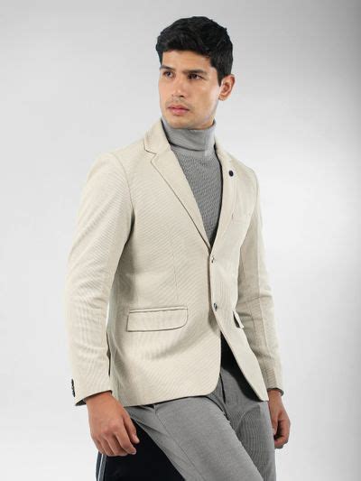 Blazers for Men - Buy Casual Blazers Online at Beyoung