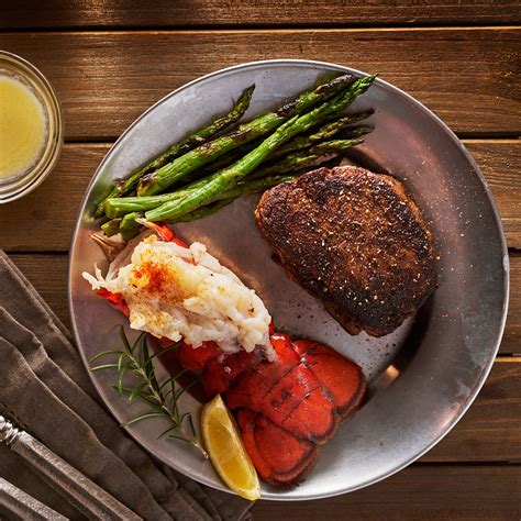 The Surf & Turf Gift Pack (Small // 4 6oz. Fillet Mignon & 4 4-5oz ...