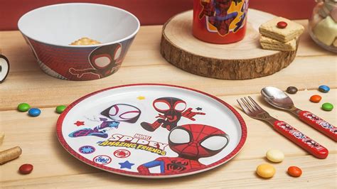 Buy Zak Designs Marvel Spider-Man 5 Piece Set Includes Plate, Bowl ...