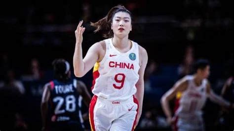 李梦冲击WNBA全明星 中国球迷踊跃投票 她能创造姚明式奇迹吗_腾讯新闻