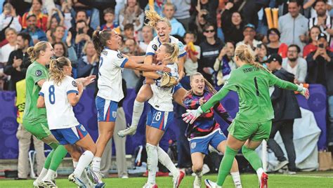 Women's football England retain Euros title after penalty shootout ...