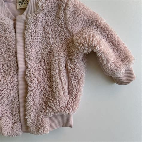 Light pink fleece jacket | Little Lenders