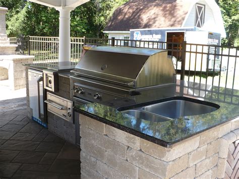 Outdoor Kitchen Sink