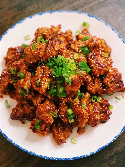 Spicy Honey Garlic Chicken Recipe - Tiffy Cooks