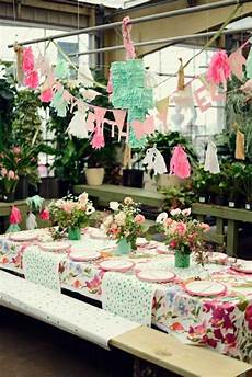 decoration pour anniversaire adulte d 233 couvrir la d 233 coration de table anniversaire en 50 images decoration pour anniversaire adulte d 233 couvrir la d 233 coration de table anniversaire en 50 images