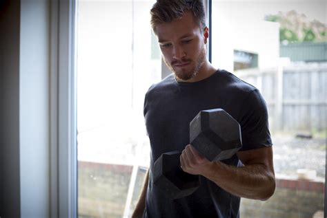 Top 12 Strength Training Exercises at Home - MYPROTEIN™