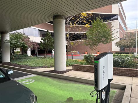 Johns Hopkins at Keswick | Baltimore, MD | EV Station