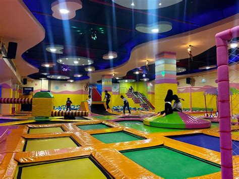 Get 10% Off Skyjumper Kids - Trampoline Park | Modi Mall Sector 25A ...