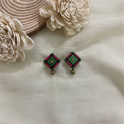 Terracotta studs – Shika Creations