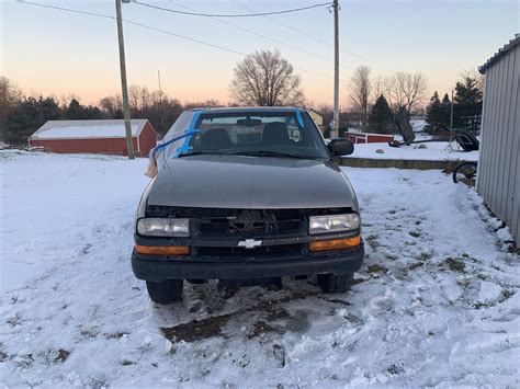 2000 Chevrolet S-10 for Sale in Jones, MI - OfferUp