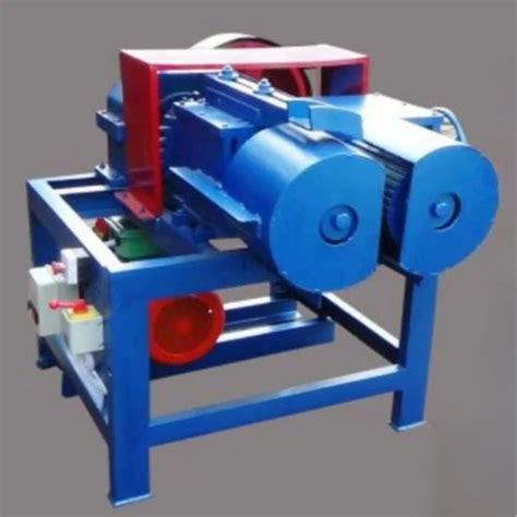 Tyre Cutting Machine - OLD TYRE CUTTING MACHINE Manufacturer from ...