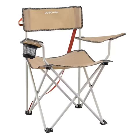 Esta silla plegable de camping de Decathlon con reposabrazos está ...