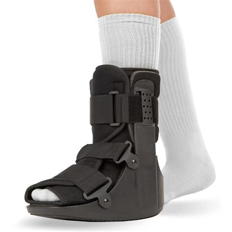 Snapklik.com : BraceAbility Short Walking Boot - Orthopedic Medical ...